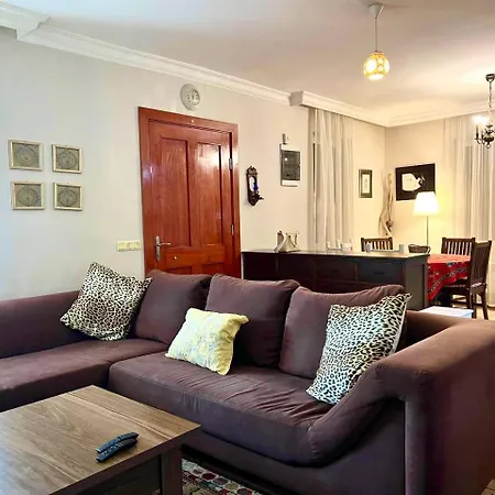 Corner - Conservative W / Pool & Garden In Gocek Hotel