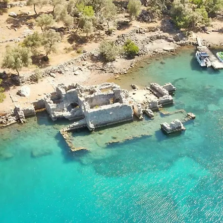 Hotel Corner - Conservative W / Pool & Garden In Gocek